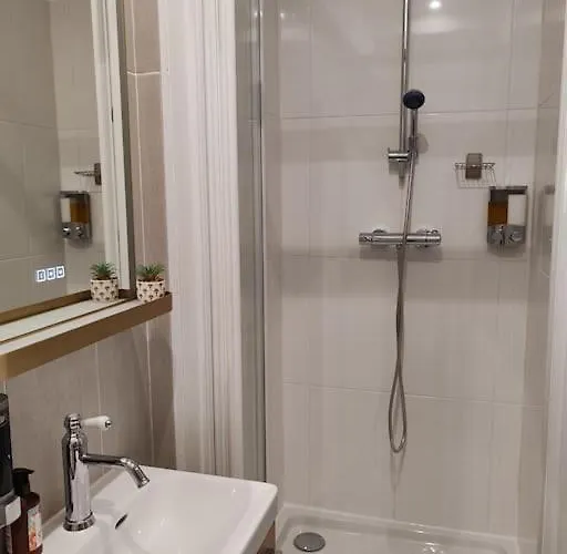 Champs Elysees Апартаменты *