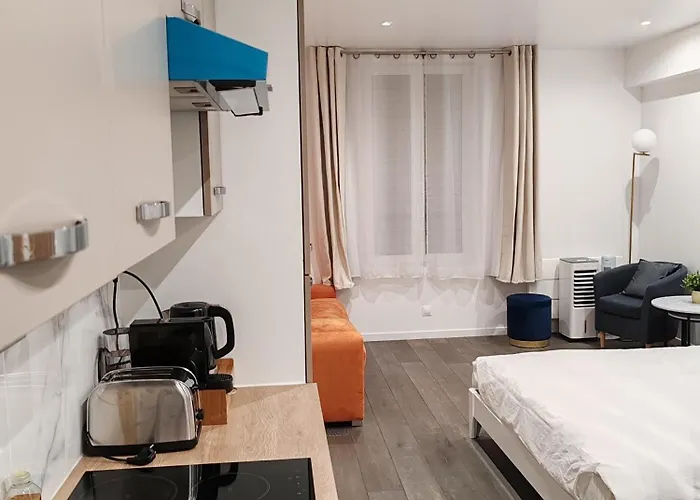 Champs Elysees Апартаменты Париж